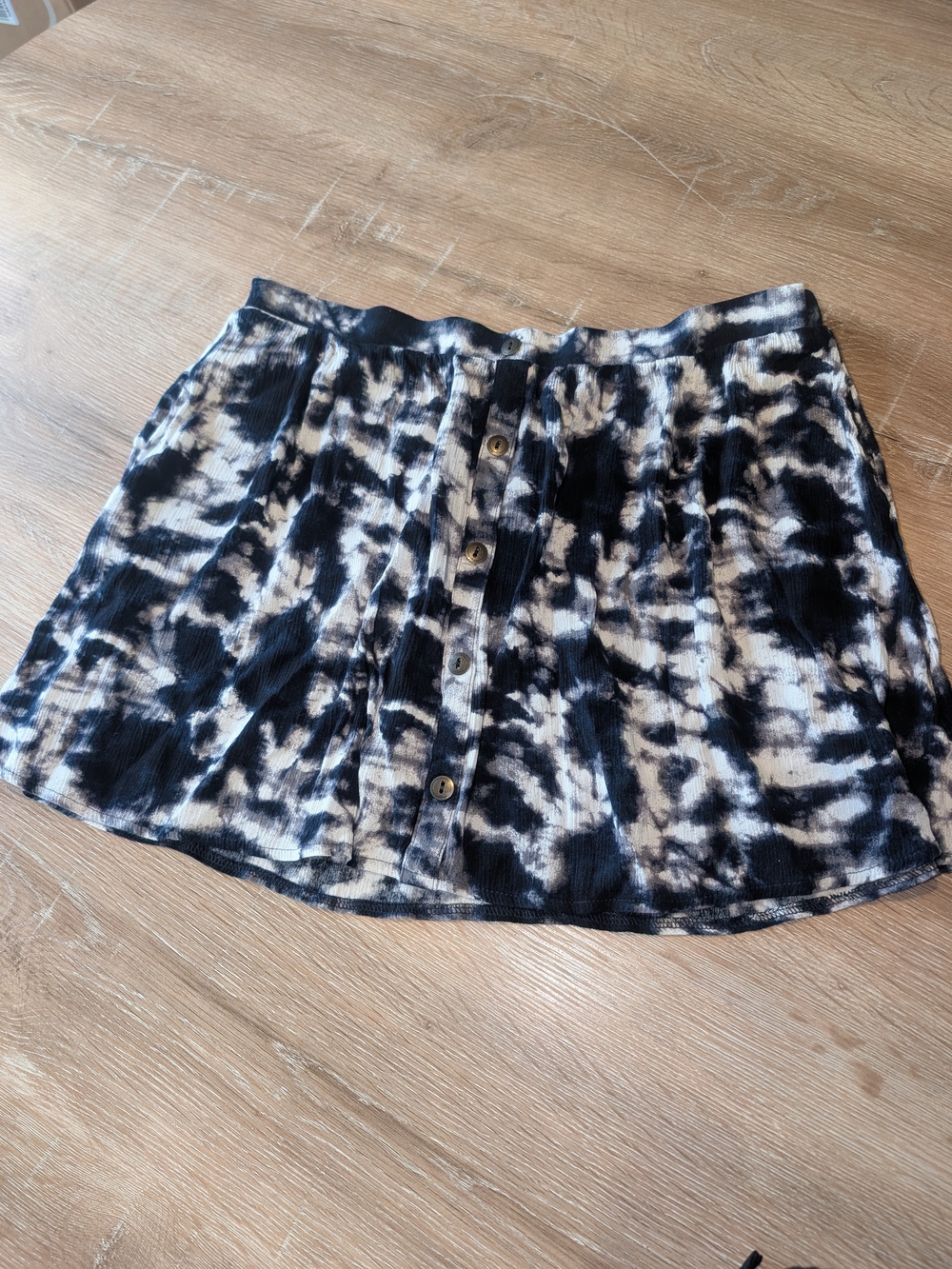 Women’s Tie Dye Button Front Mini Skirt Blue & Cream